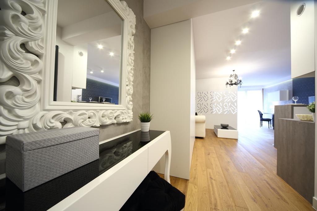 Old Town Friendhouse Apartments Krakow Bagian luar foto
