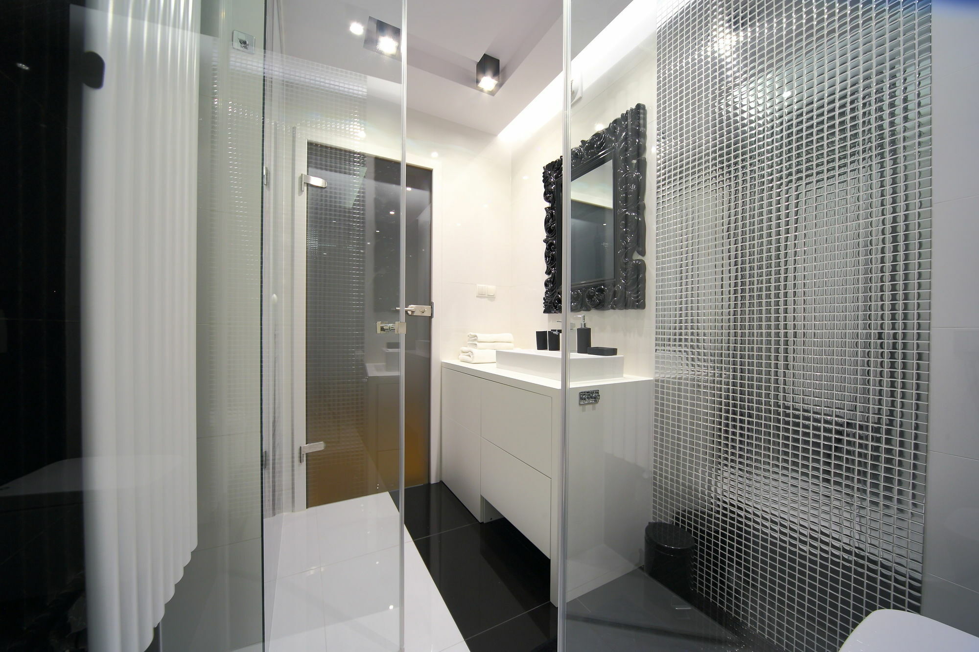 Old Town Friendhouse Apartments Krakow Bagian luar foto