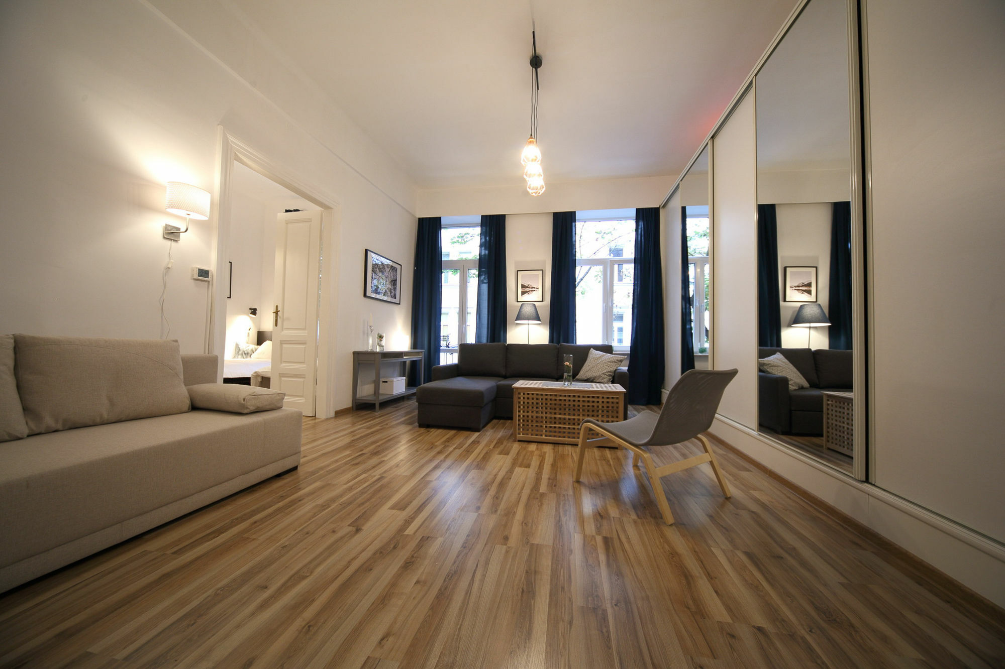 Old Town Friendhouse Apartments Krakow Bagian luar foto