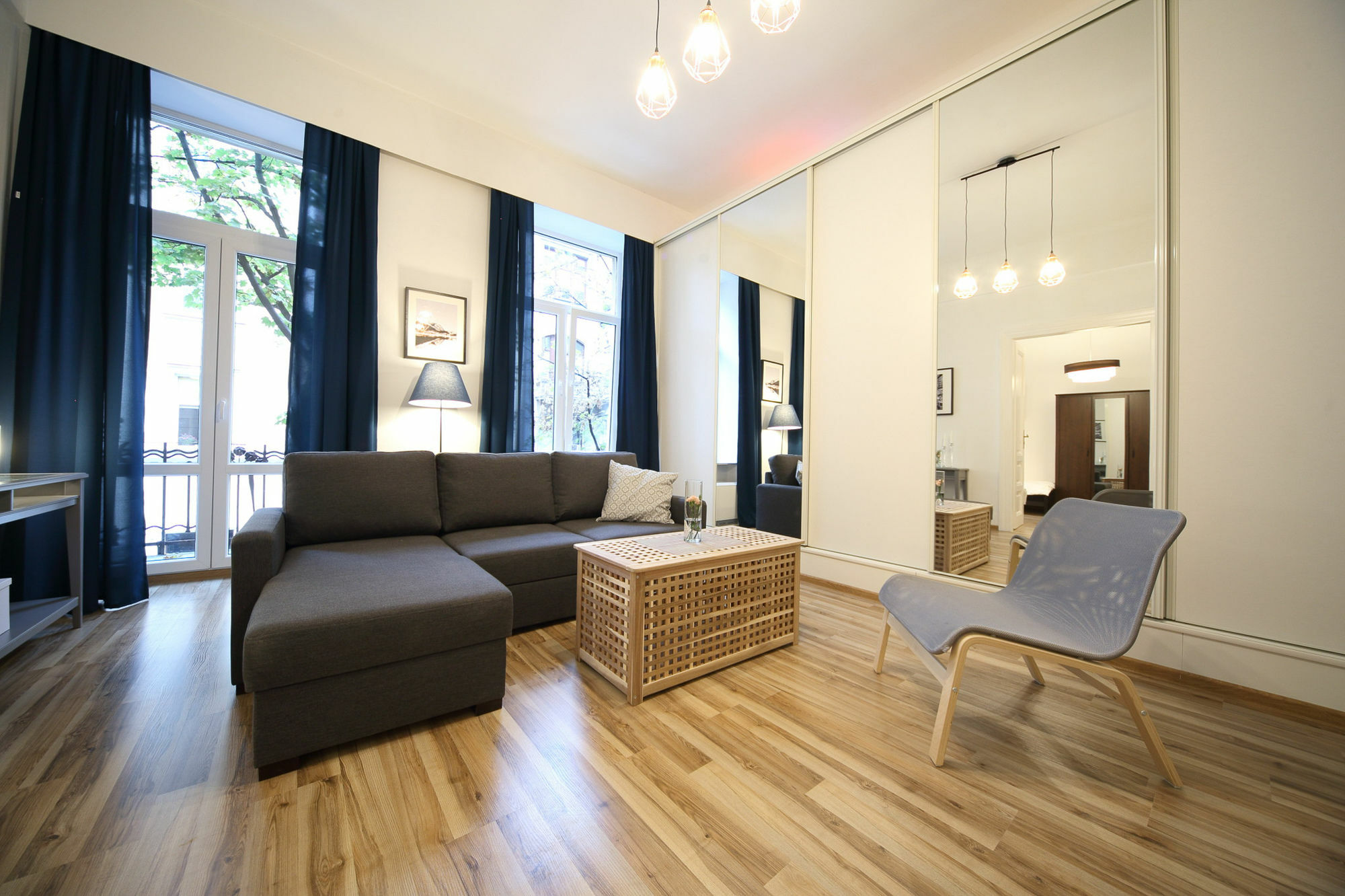 Old Town Friendhouse Apartments Krakow Bagian luar foto