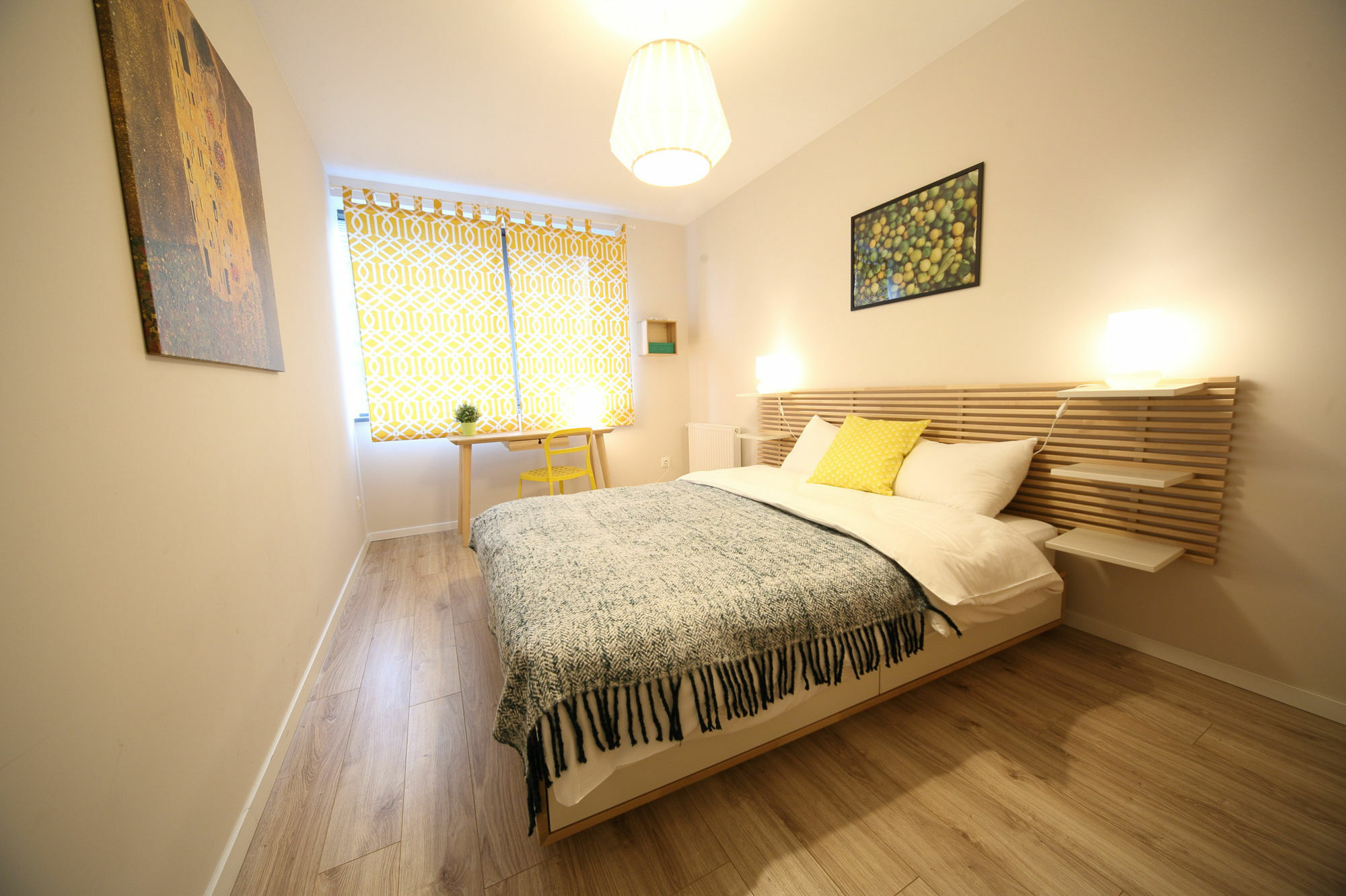 Old Town Friendhouse Apartments Krakow Bagian luar foto